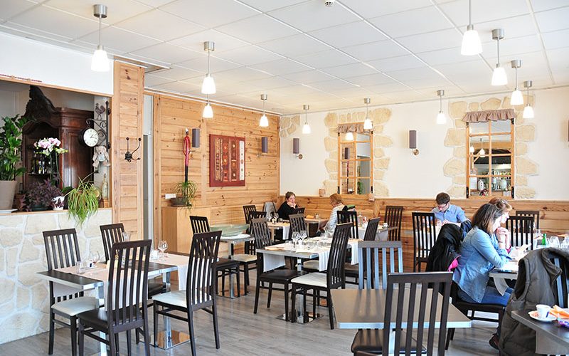 hôtel de londres, bonne adresse où manger une cuisine locale et savoureuse dans le roannais, Loire