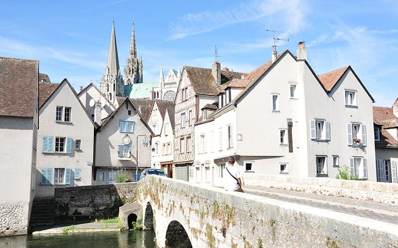 photographies des rues de chartres et vues sur la cathédrale