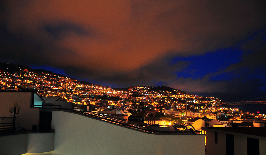 funchal de nuit, panorama depuis l'hôtel windsor