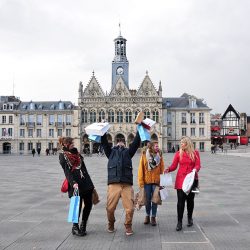 shopping, place de l'hôtel de ville, saint-quentin