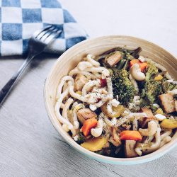 recette: wok de légumes tofu et nouilles au multicuiseur moulinex