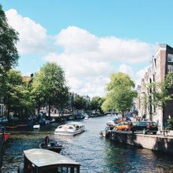 choses à faire à amsterdam: se balader le long des canaux