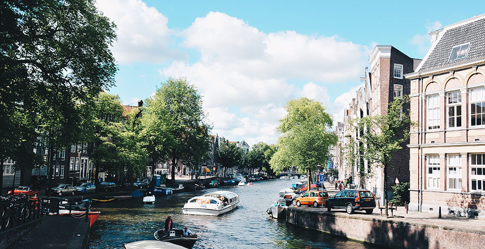 choses à faire à amsterdam: se balader le long des canaux