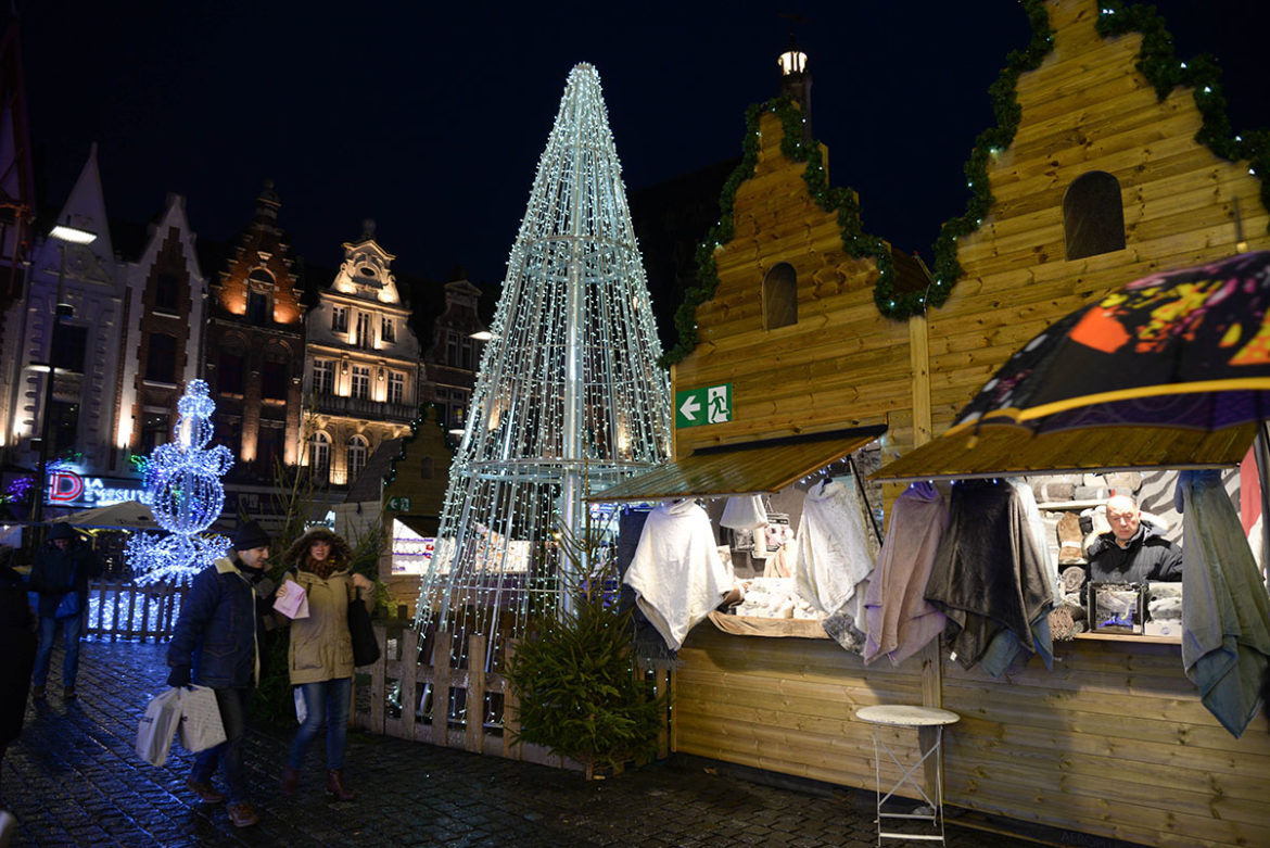 Visiter le marché de Noël de Béthune (PasdeCalais, HautsdeFrance ) 