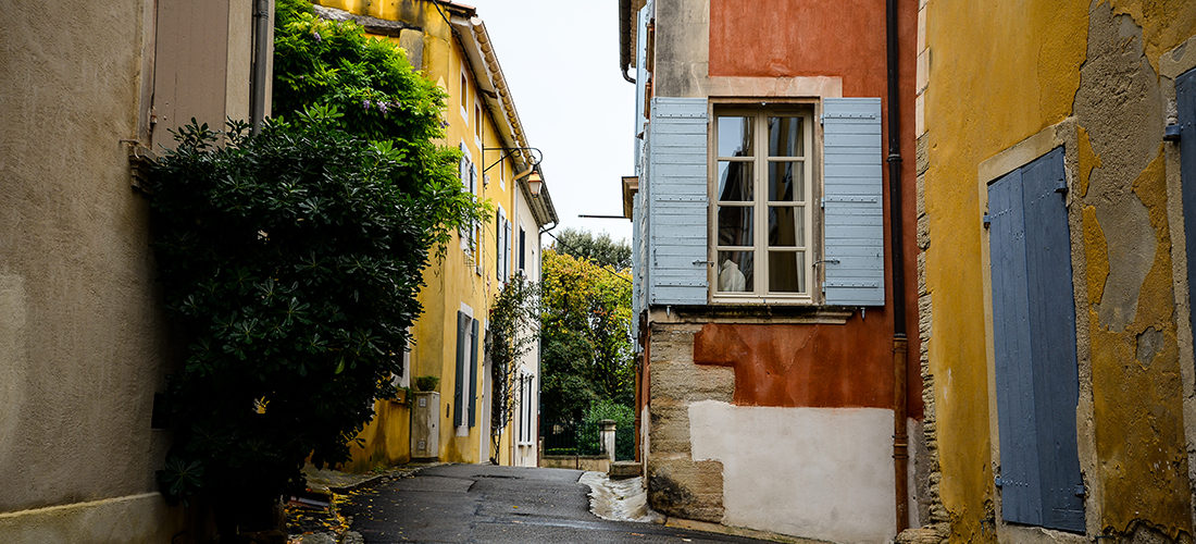 ruelles de pernes-les-fontaines , vaucluse