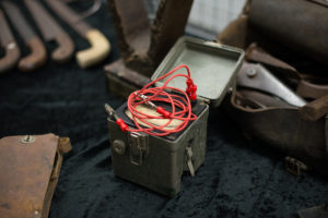 exposition lampes et objets de mineurs proposés par l’association « Sauvons la fosse 13 bis de Lens – Félix Bollaert » à la Maison Syndicale des Mineurs