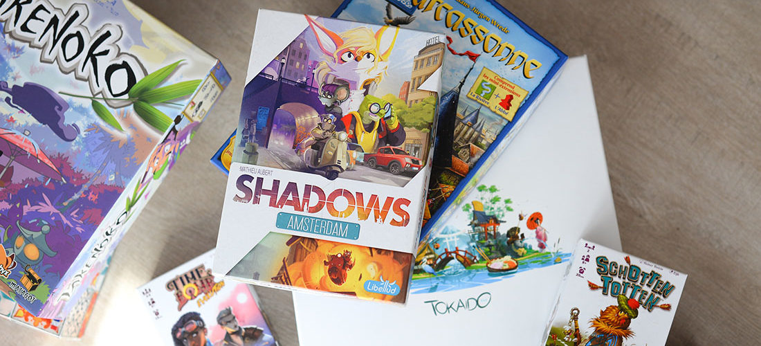 idées de jeux de société ou en ligne pour voyager depuis chez soi