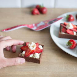 Recette facile et rapide : tartelettes fraises, mascarpone, pâte sablée au chocolat