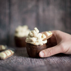 cupcakes aux kinder bueno white