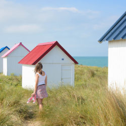 cabines de gouville-sur-mer, manche, cotentin, normandie