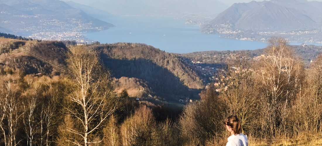 Vue sur le lac Majeur depuis le point de vue des Tre Montagnette