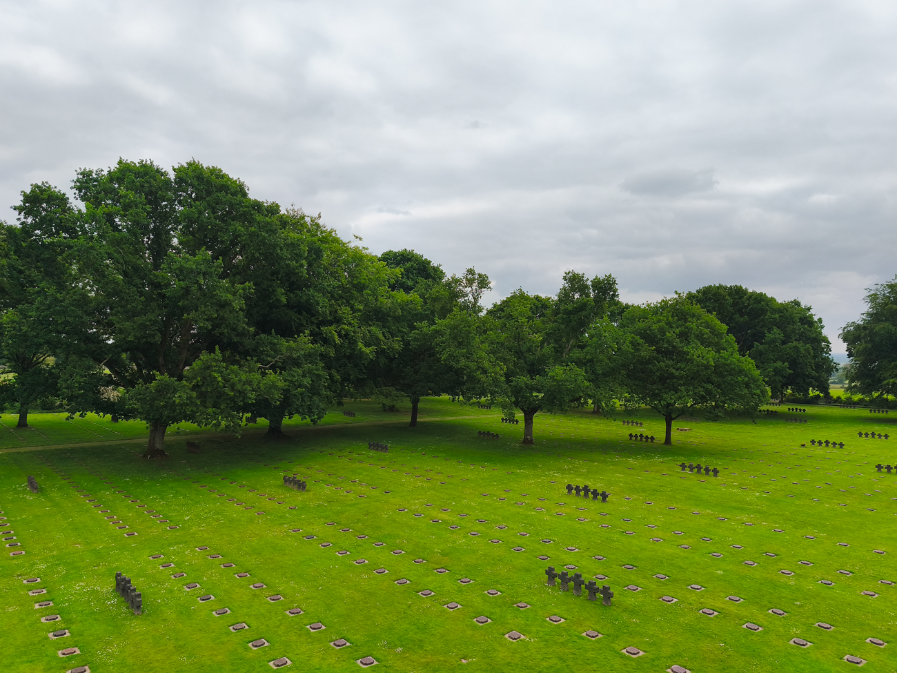 cimetière allemand de la cambe, normandie