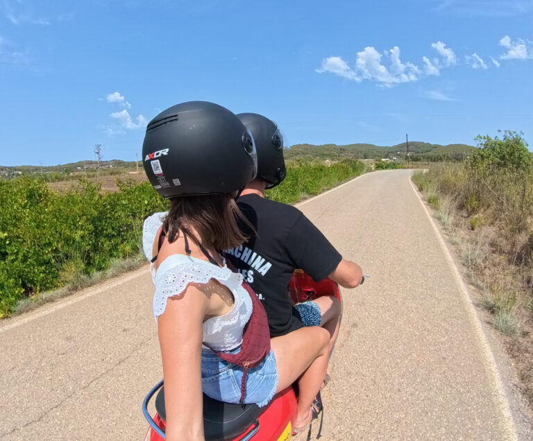 visiter ibiza en scooter