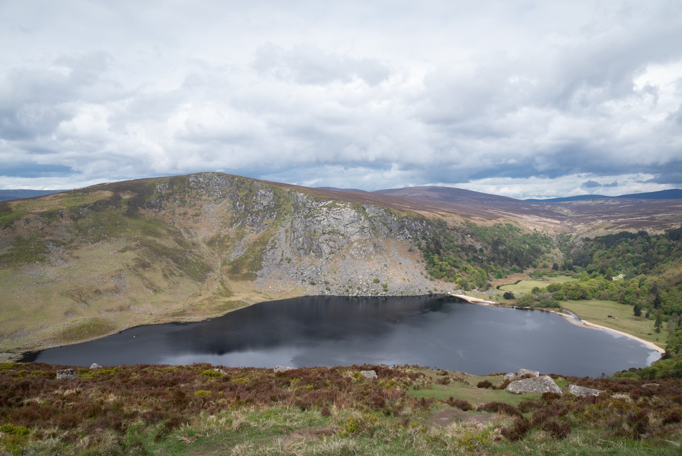 Lough Tay (Guinness Lake), l'un des plus beaux paysages des Wicklow Mountains